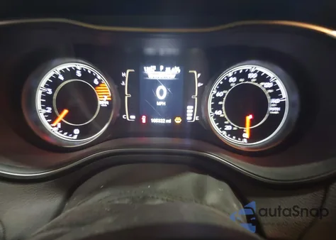 2019 Jeep Cherokee Altitude 4X4 from USA, damaged, VIN 1C4PJMLBXKD372442